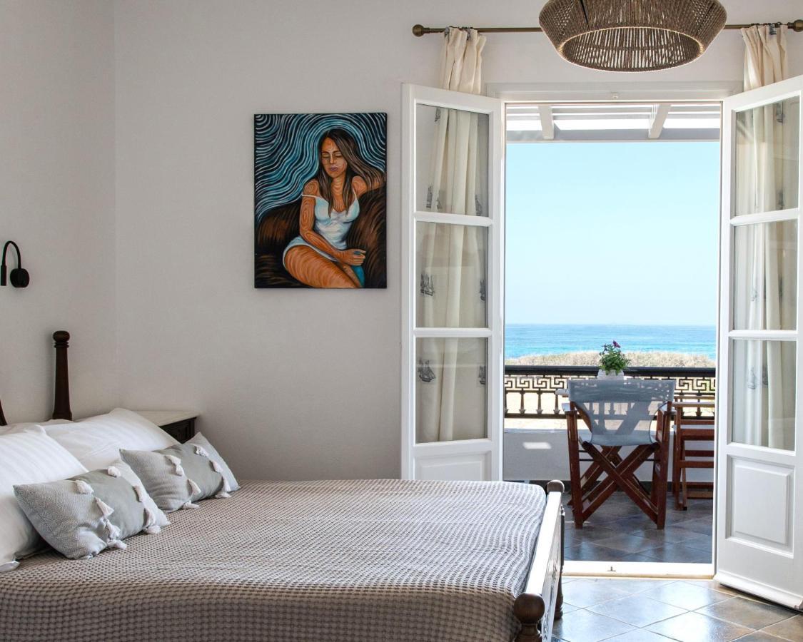 Sea Lilies Suites Pláka Exterior foto